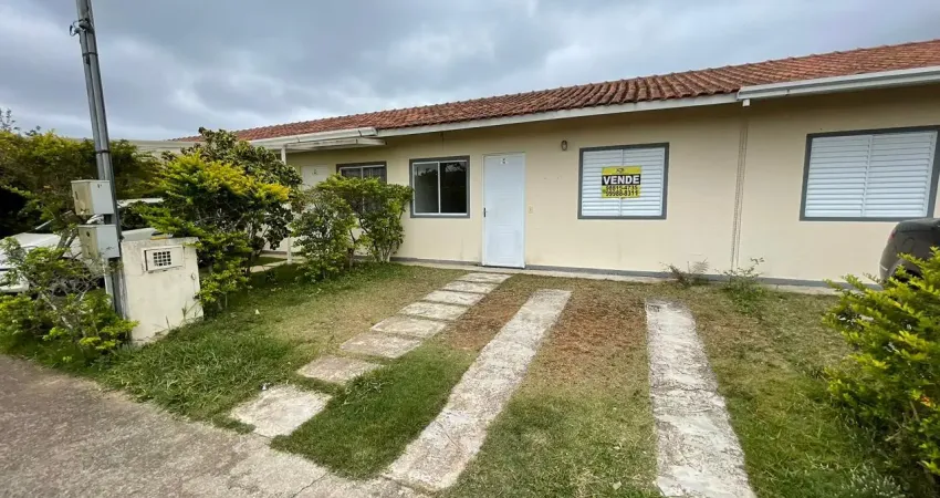 Casa neo residencial reformada 2 quartos próxima da portaria