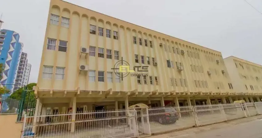 Apartamento à venda, reformado de 3 dormitórios, com área comum nos fundos em campinas, em são josé