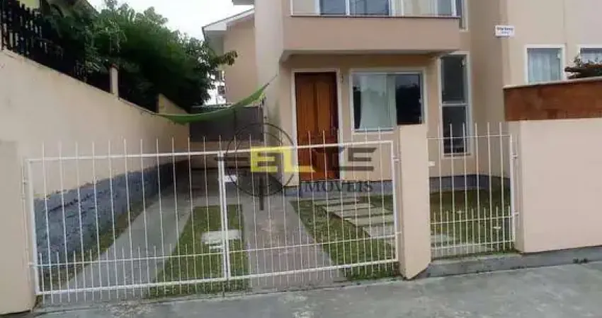 Casa com 2 quartos à venda na Rua Osvaldo Lamim, 300, Barra do Aririú, Palhoça