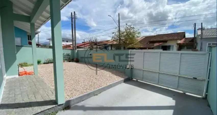 Casa com 3 quartos à venda na Rua das Carambolas, 100, Madri, Palhoça