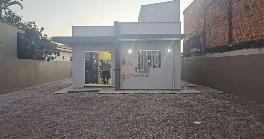 Casa com 2 quartos à venda na Rua Alcino Navegantes Moreira, 30, Barra do Aririú, Palhoça