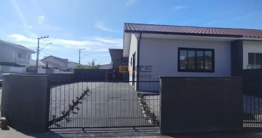 Casa com 2 quartos à venda na Rua Guarani, 22, Bela Vista, Palhoça