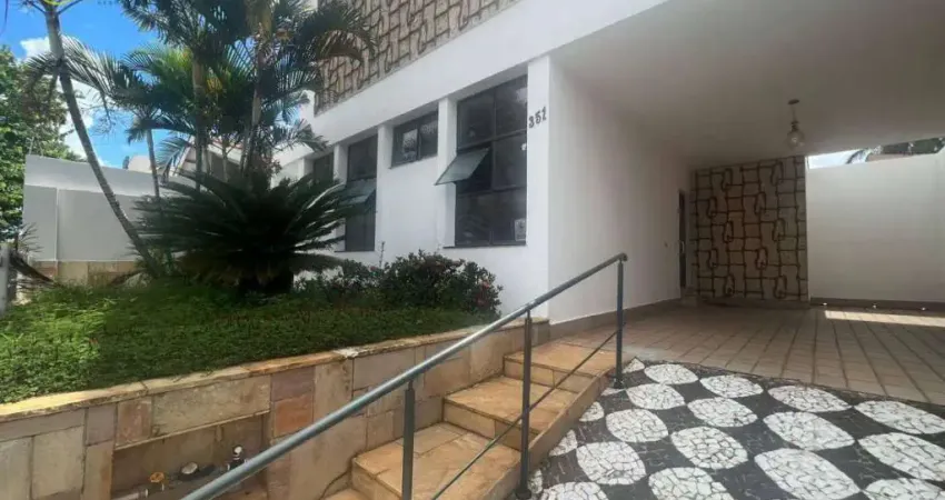 Casa com 3 Quartos para alugar, 255 m² por R$ 4.300/mês - Jardim Santa Rosália - Sorocaba/SP