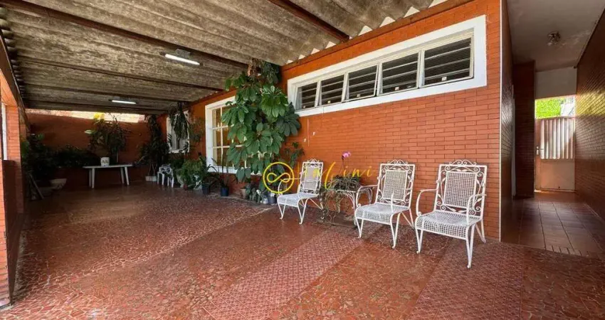 Casa Térrea Residencial com 3 Quartos, sendo 1 Suíte  à venda, 178 m² por R$ 450.000 - Vila Trujillo - Sorocaba/SP