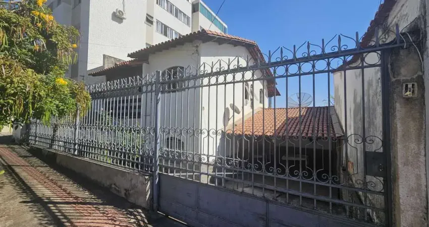 Casa com 4 quartos à venda na Rua Marechal Rondon, 357, Planalto, Belo Horizonte