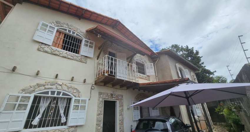 Casa com 4 quartos à venda na Rua do Serro, 1083, Centro, Santa Luzia