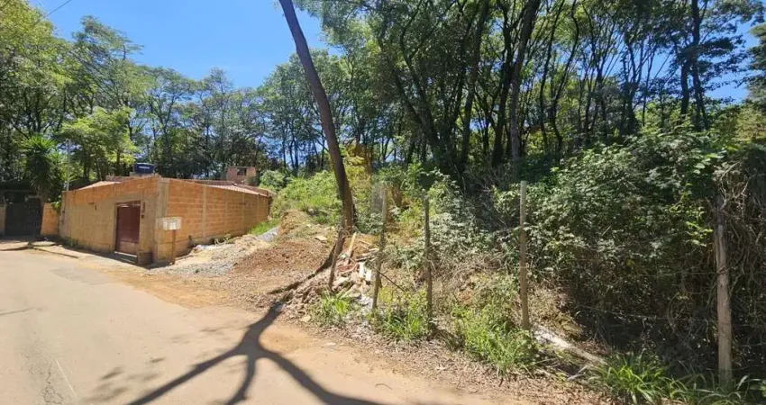 Terreno à venda na Rua Leonor José Aires, 700, Tavares, Confins