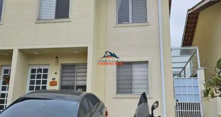 Casa em Condomínio de Luxo em Cotia-SP, Jardim Belizário: 3 Quartos, 1 Suíte, 3 Salas, 3 Banheiros, 2 Vagas, 100m² de Área.