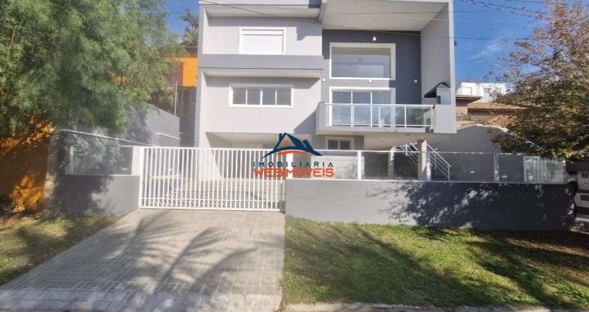 Casa de alto padrão à venda em condomínio fechado em Carapicuíba-SP: 3 quartos, 3 suítes, 3 salas, 4 banheiros, 4 vagas de garagem, 279m².