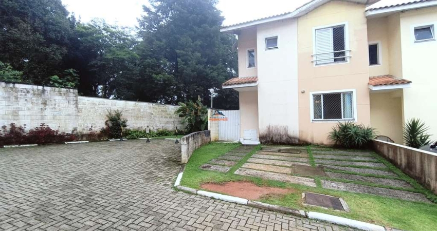 Imperdível! Casa em Condomínio à venda em Cotia-SP, Chácara Ondas Verdes: 3 quartos, 1 suíte, 2 salas, 3 banheiros, 2 vagas, 85,75 m².