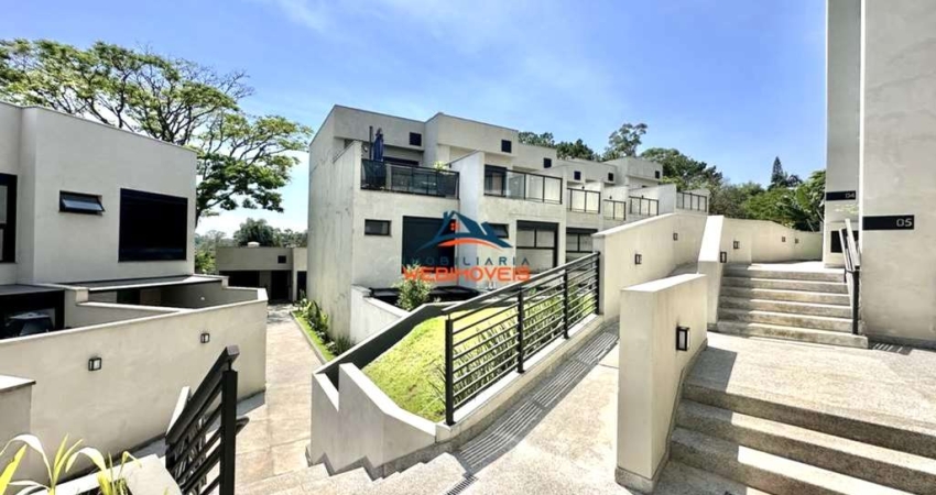 Casa em Condomínio de Luxo na Granja Viana, Cotia-SP: 2 Quartos, 2 Suítes, 3 Salas, 3 Banheiros, 2 Vagas, 169,06m².