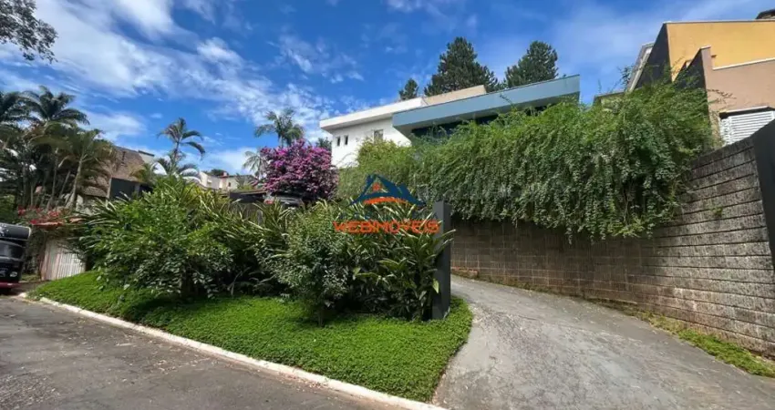 Luxuosa casa em condomínio à venda em jandira-sp, jardim do golf i: 3 suítes, 4 salas, 4 banheiros, 4 vagas, 300m².
