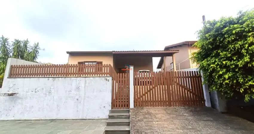 Casa de luxo em condomínio à venda em Vargem Grande Paulista-SP, bairro Tijuco Preto: 3 quartos, 1 suíte, 2 salas, 3 banheiros, 4 vagas, 200m².