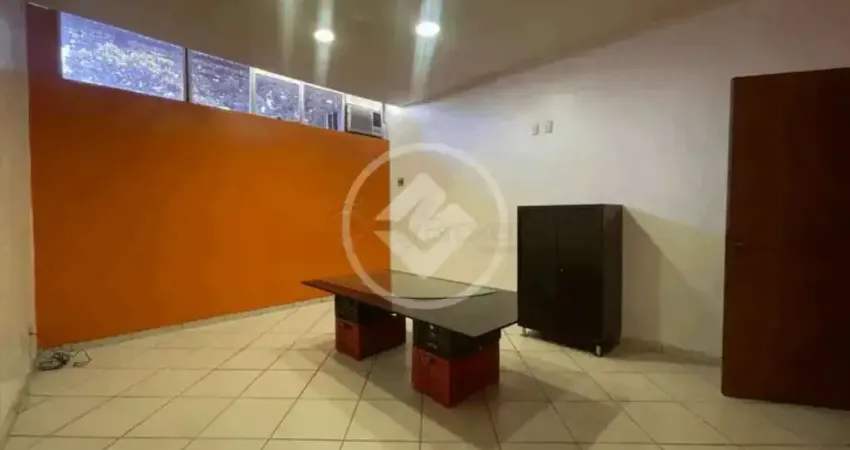 Barracão / Galpão / Depósito para alugar na Rua 250, Setor Nova Vila, Goiânia