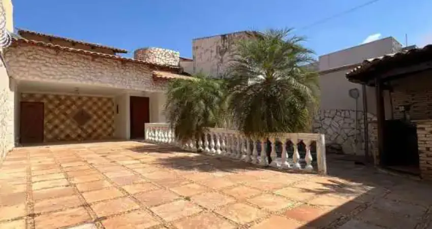 Casa com 3 quartos para alugar na Rua RPS 5, Residencial Porto Seguro, Goiânia