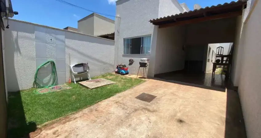Casa com 3 quartos para alugar na Rua RSL 1, Casa 1, Residencial São Leopoldo, Goiânia