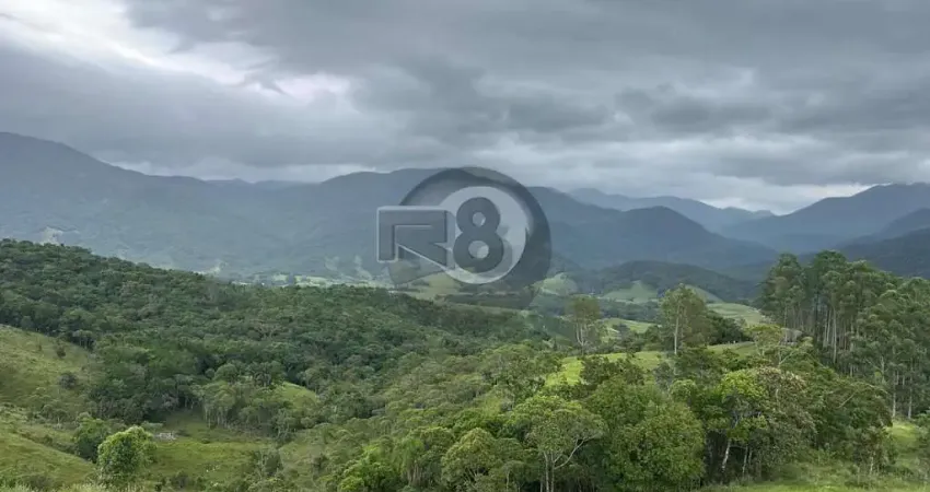 Terreno - Área de 100.000 m² em Paulo Lopes