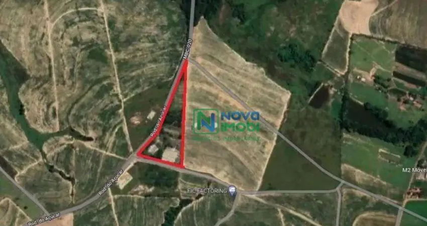 Área à venda, 22.000 m² por R$ 1.800.000 - Centro - Mombuca/SP