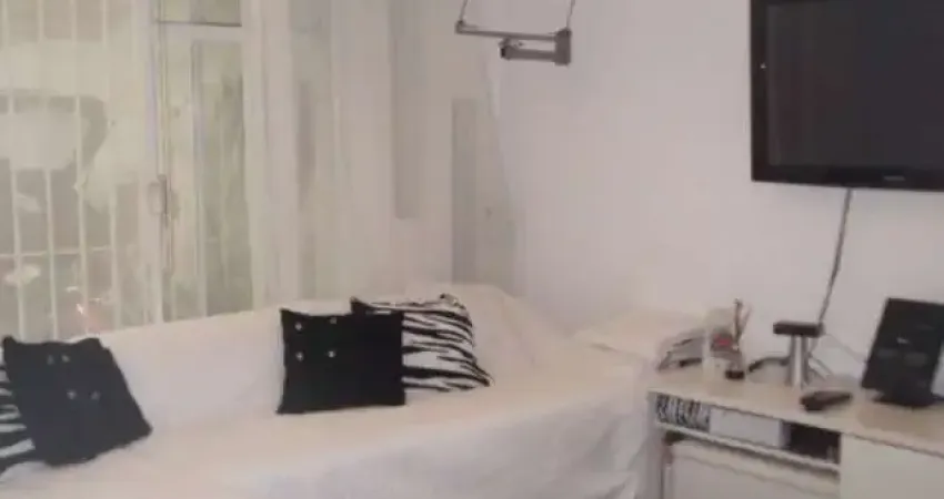 Casa com 3 quartos à venda na Rua Itapuí, 349, Vila Arriete, São Paulo