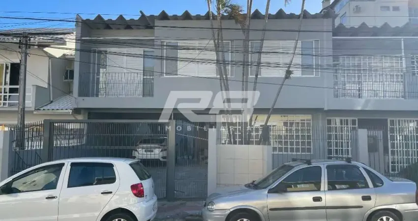 Casa com 3 quartos à venda na Rua General Estilac Leal, Coqueiros, Florianópolis