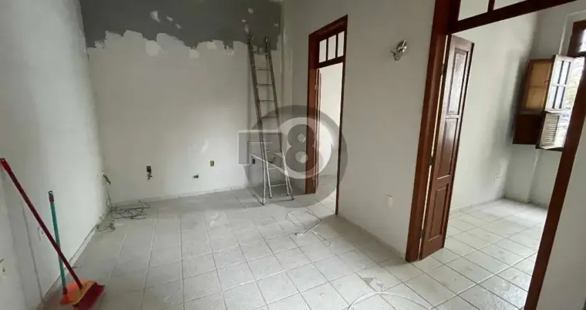 Casa com 3 quartos à venda na Rua Crispim Mira, Centro, Florianópolis