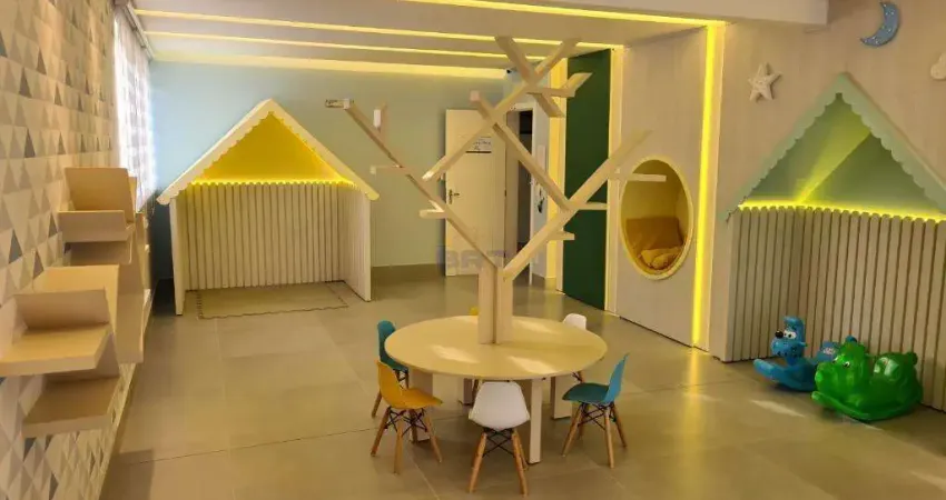 Casa à venda em Curitiba, Bairro Alto, com 3 suítes, com 285 m², Residencial Alto Boulevard