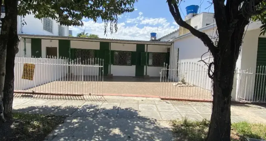 Casa com 3 quartos para alugar no Centro, Esteio
