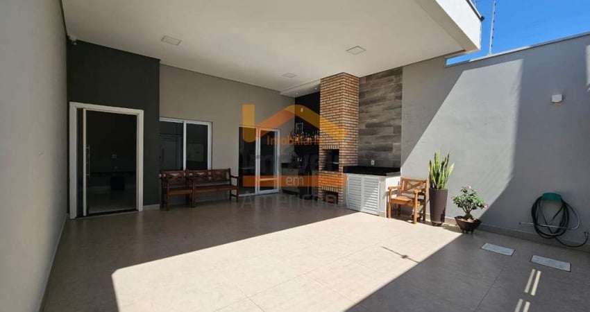 Imperdível casa à venda em Americana-SP no Jardim Brasília: 3 quartos, 1 suíte, 2 salas, 2 banheiros, 2 vagas de garagem, 124 m²