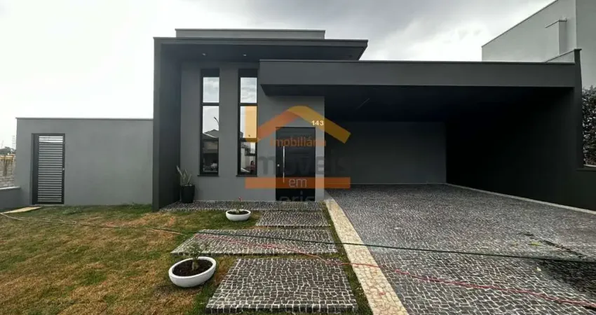 Casa de Alto Padrão em Condomínio no Bairro Fazenda Santa Lúcia, Americana-SP: 3 Quartos, 1 Suíte, 3 Banheiros, 4 Vagas e 160,25 m².