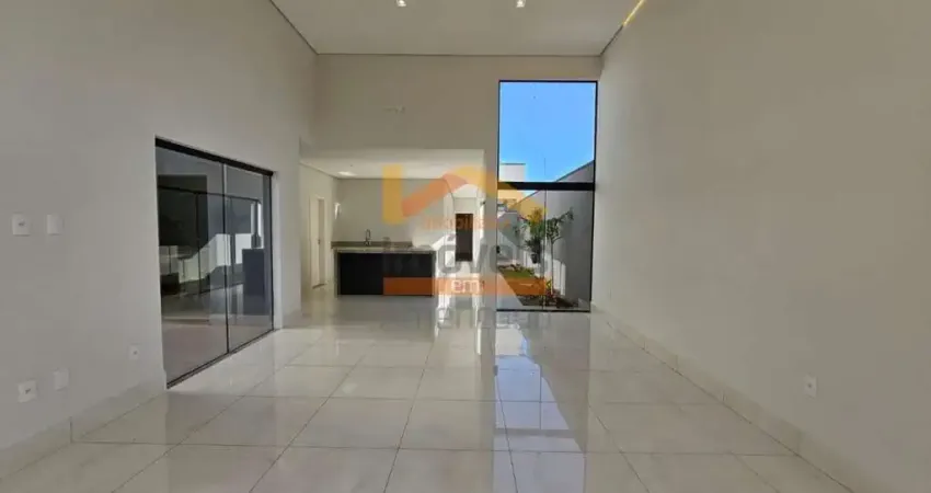 Casa de Luxo em Condomínio à Venda em Nova Odessa-SP  3 Quartos, 1 Suíte, 2 Salas, 3 Banheiros, 4 Vagas, 241m²