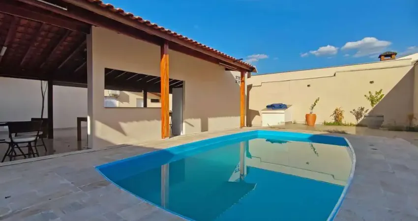 Imperdível oportunidade: Casa à venda em Americana-SP, Vila Santa Catarina, 3 quartos, 1 suíte, 3 salas, 5 banheiros, 7 vagas, 340m².