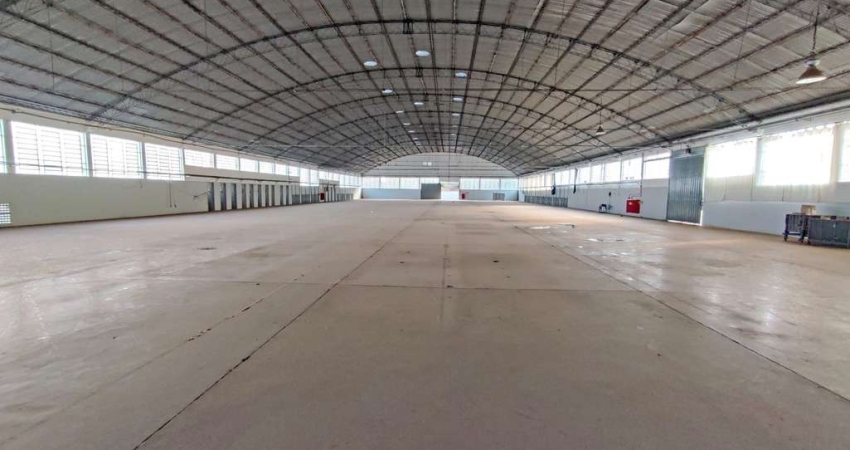 Salão industrial 2800m² de construção para locação no bairro Vila linópois em Santa barbara Doeste SP R$ 30.000,00