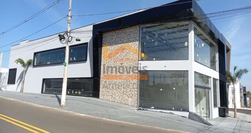 Salão Comercial à Venda em Santa Bárbara D'oeste-SP, Jardim Mollon: 3 Salas, 4 Banheiros, 6 Vagas de Garagem, 650m² de Área