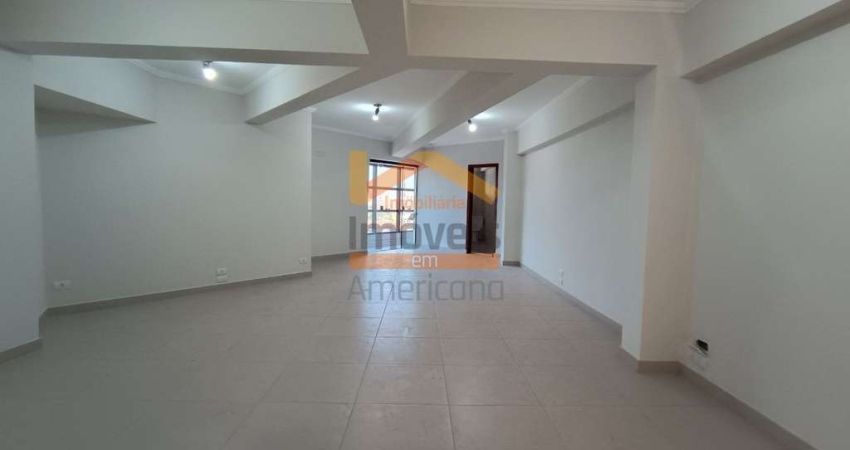 Sala disponível para locação no bairro Vila Cordenonsi em Americana