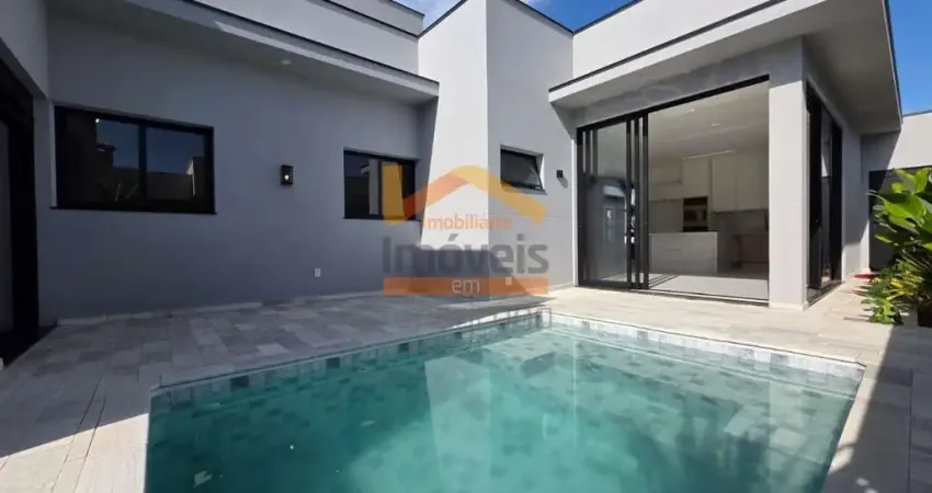 Casa de alto padrão com 3 quartos e 4 vagas de garagem em condomínio de luxo em Nova Odessa-SP no bairro Solar das Esmeraldas
