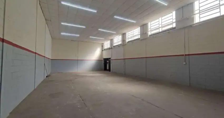 Salão Industrial na Morada do Sol em Americana-SP: 6 Salas, 4 Banheiros, 2 Vagas de Garagem, 527m² de Área