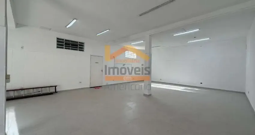 Salão Comercial de Alto Padrão para Locação em Americana-SP, Vila Santa Catarina: 1 Sala, 2 Banheiros, 100m² de Área.
