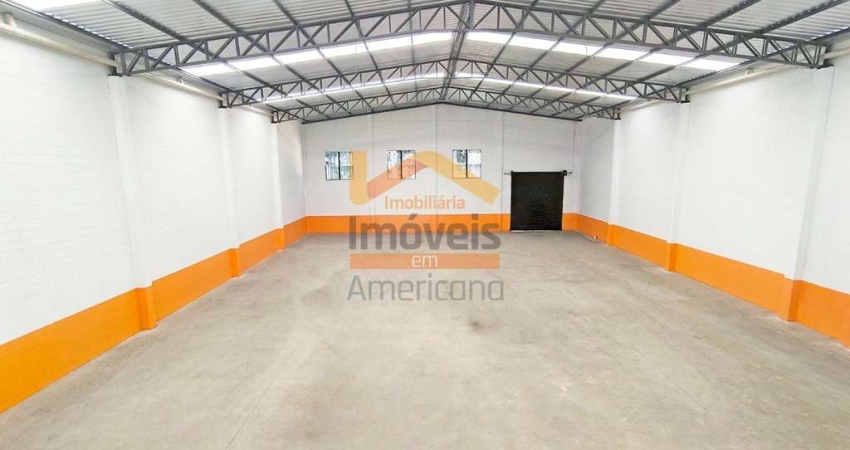 Salão para Locação em Nova Odessa-SP, Cidade Nova II: 2 Salas, 2 Banheiros, 4 Vagas de Garagem, 750m² de Área. Venha Conferir!