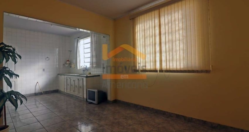 Casa para locação no Centro de Americana-SP: 3 quartos, sala, banheiro, garagem e 120m² de área. Venha conferir!