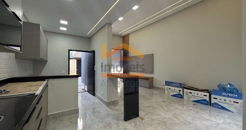 Casa para locação em Americana-SP, bairro Parque Universitário: 3 quartos, 1 suíte, 1 sala, 3 banheiros, 1 vaga de garagem, 150m²