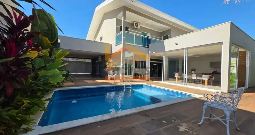 Casa de alto padrão em condomínio à venda em Americana-SP - 3 suítes, 3 salas, 5 banheiros, 4 vagas, 370m² de área.