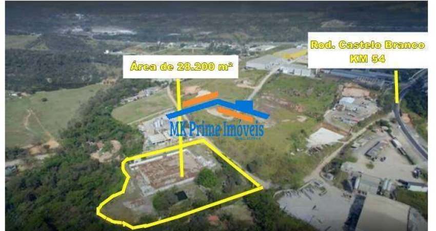 Área de 28.200 m² plano -Próx. à Rod. Castelo Branco Km 54 SP / Interior