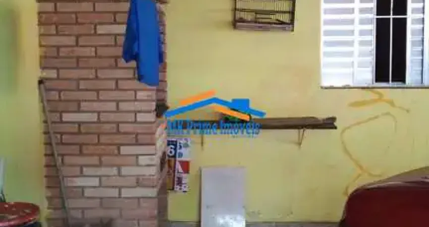 Casa Térrea com 3 Dormitórios e 4 vagas no Santo Antônio em Osasco.