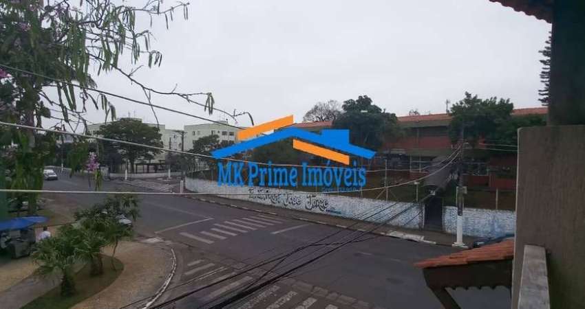 Ótimo imóvel  com 2 casas na Cidades das flores - Osasco