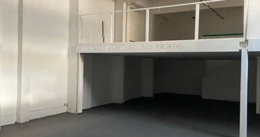 VENDE  Prédio Comercial Km 18 com 636m2.
