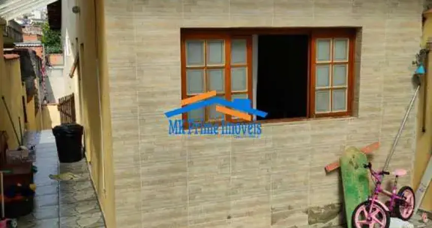 Casa com 3 dormitórios e 2 banheiros à Venda, 125 m²