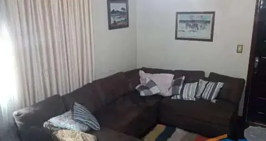 Casa Térrea com 3 dormitórios e Edícula - Jd. Santo Antônio - Osasco/SP.