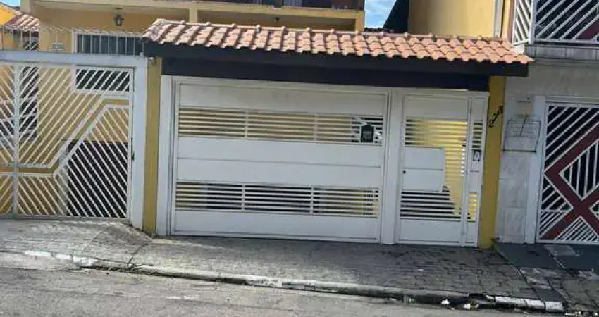 Excelente sobrado Jd. Santo Antonio com 4 dormitórios (2 suites)