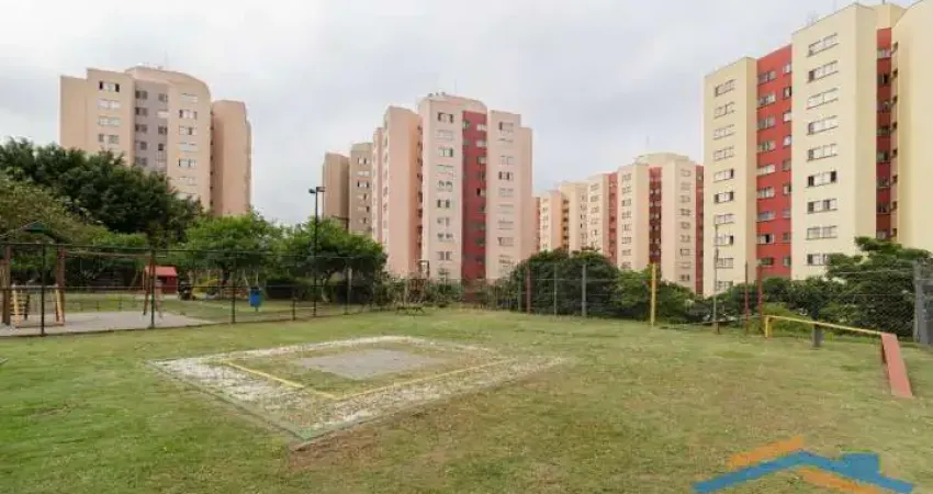 Apartamento 55m² com 2 dormitórios no São Cristovão.
