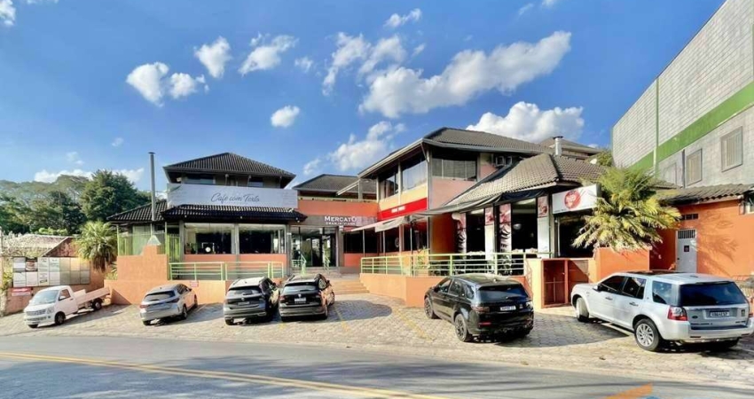 Galeria Mercato Granja Viana - Centro comercial c/ 16 lojas e 21 vagas!